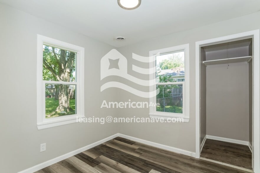 Building Photo - 16550 Ziegler St