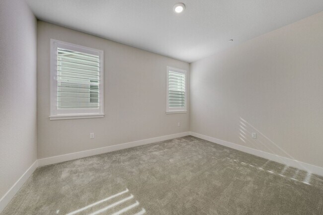 Building Photo - Newly Built 6BR Home with Panoramic Views in El Dorado Hills – 4,180 Sq Ft!