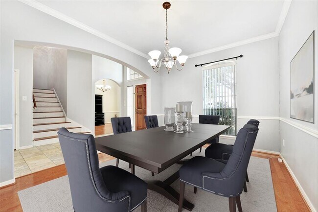 Building Photo - 2510 Pine Brook Dr