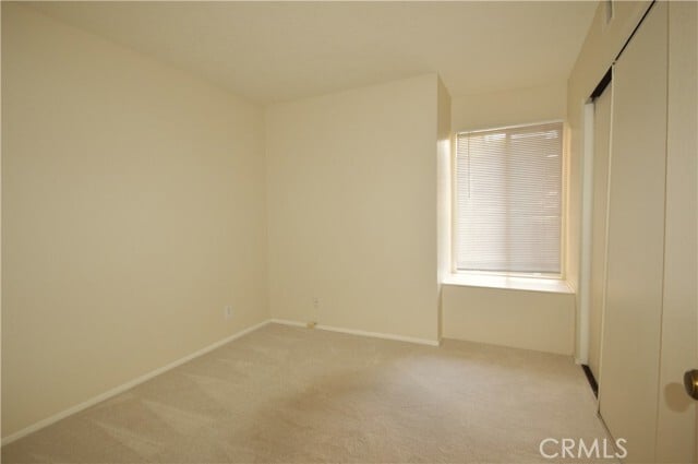 Building Photo - 267 Linwood Ave