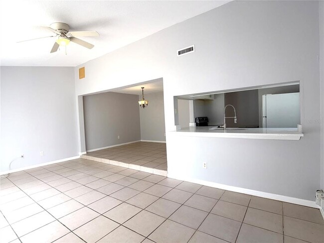 Building Photo - 306 Mango Dr