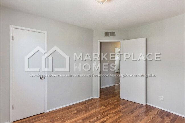Building Photo - 25161 Patricia Ave