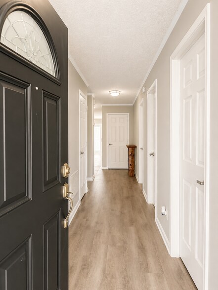 Building Photo - 8380 Argyle Corners Ct