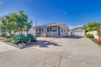 Building Photo - ***VACATION HOME AVAILABLE FROM FEBRUARY 1ST- OCTOBER 31ST*** MONTH TO MONTH