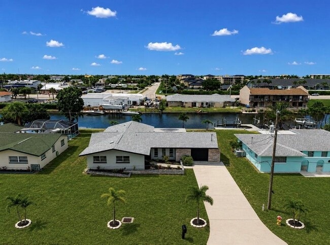 Building Photo - 1729 Bikini Ct