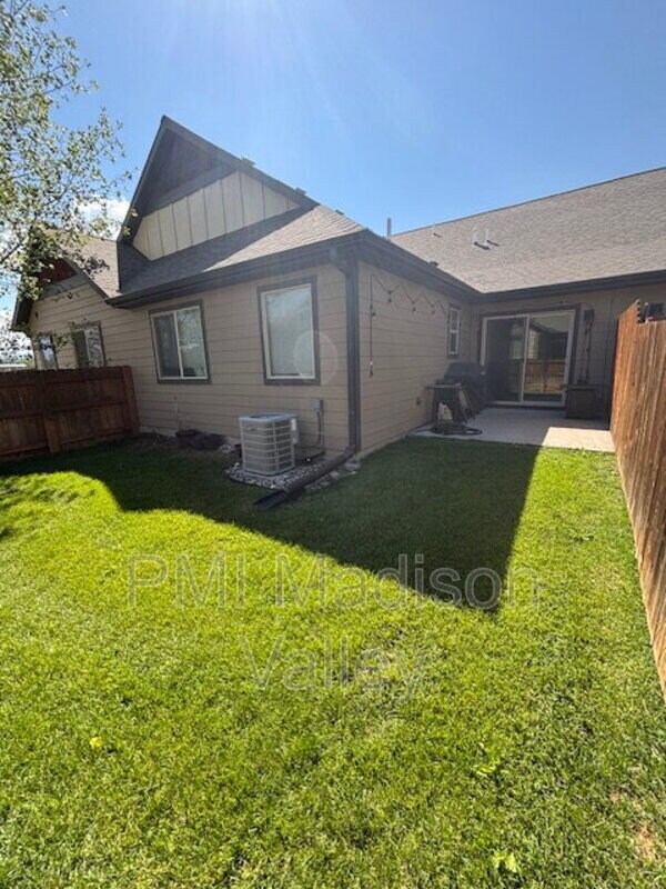 Building Photo - 96 Sage Bloom Ct