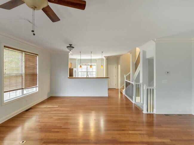 Building Photo - 3214 Greenwood Oak Dr
