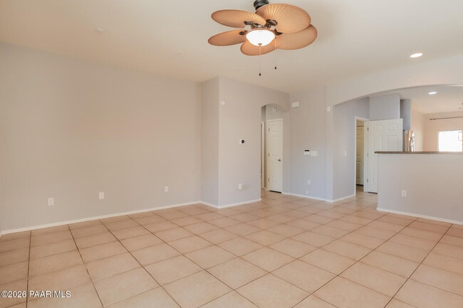 Building Photo - 7570 E Majestic Palm Ln