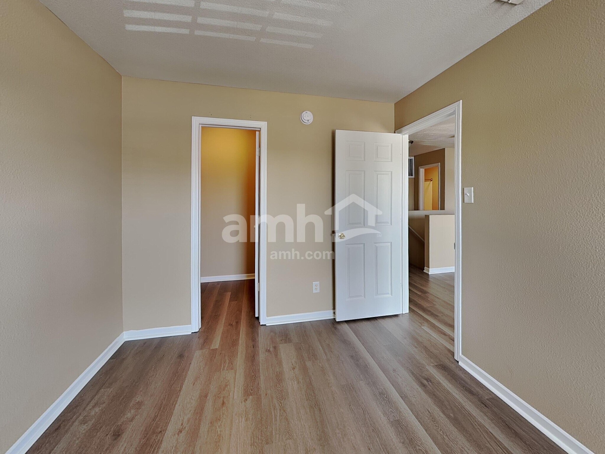 Building Photo - 1624 Wagner Dr