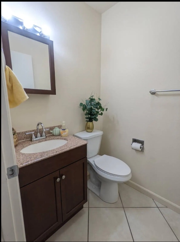 Building Photo - 8400 Owen Cir