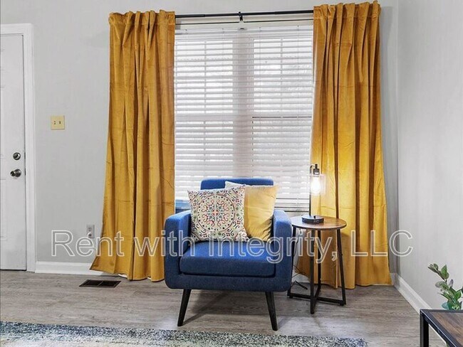 Building Photo - 1835 Portland Ave