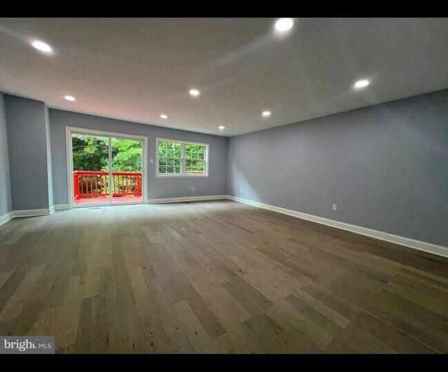 Building Photo - 43 Wellspring Cir