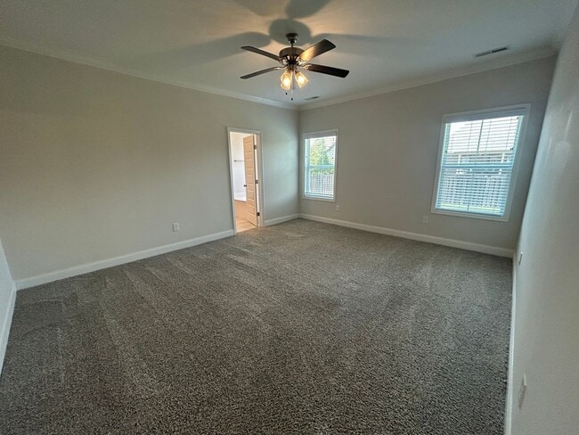 Building Photo - Beautiful 4BR Home in Athens with Bonus Room & Fenced Yard