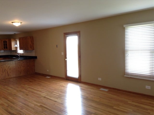 Building Photo - 24905 Vermette Rd