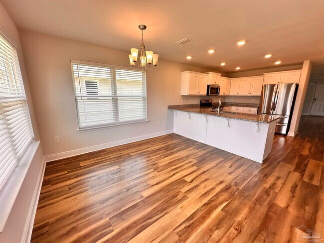 Building Photo - 7034 Sonny Dr