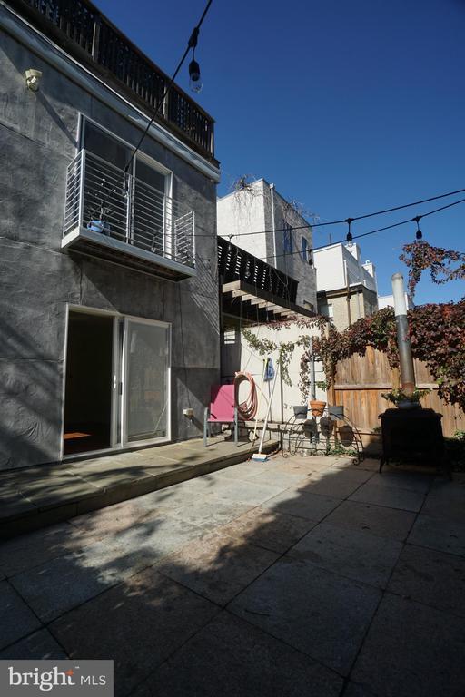 Building Photo - 1707 N Howard St