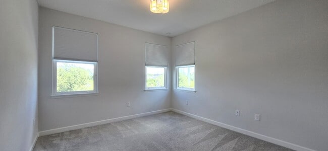 Building Photo - 148 Hampton Loop