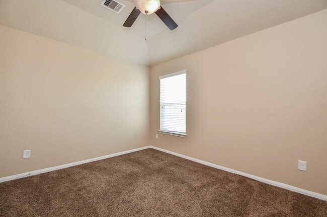 Building Photo - 19311 Vermillion Ct