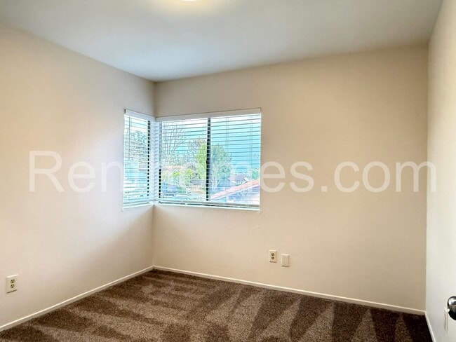 Building Photo - 13322 Thunderhead St