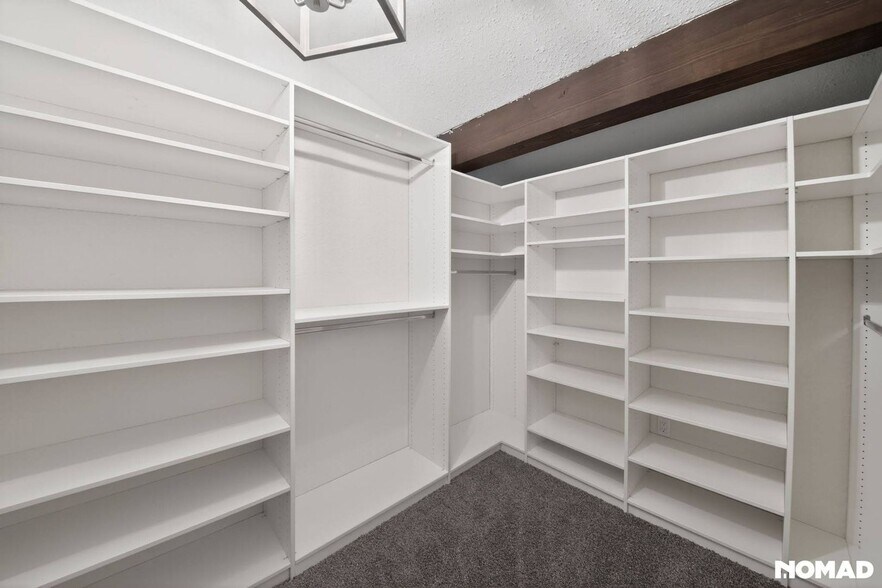 Building Photo - 2575 S Syracuse Way