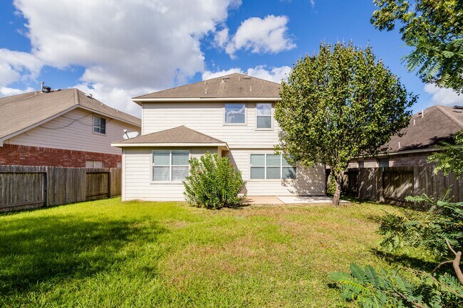 Building Photo - 2111 Castle Gardens Ln