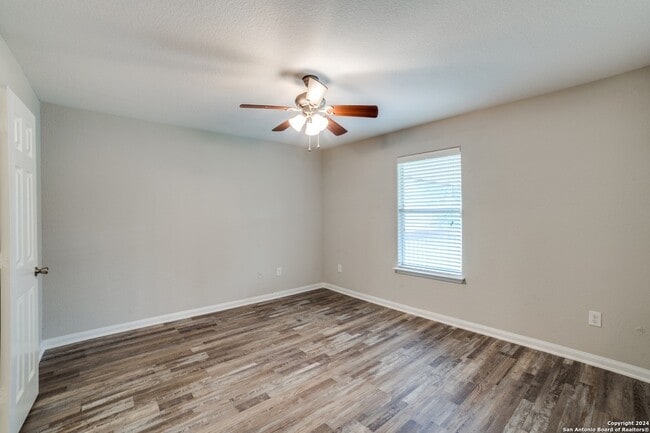 Building Photo - 11462 Country Canyon