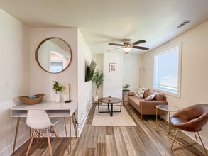 Building Photo - 401 Cedar Lane Rd