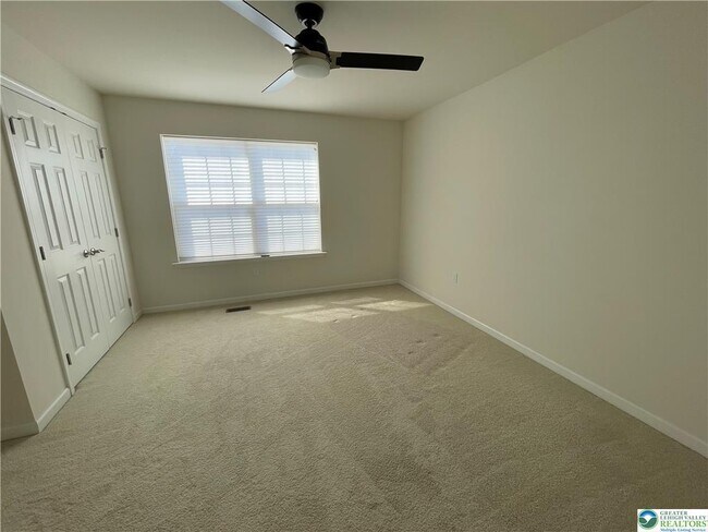 Building Photo - 1350 Caspian St