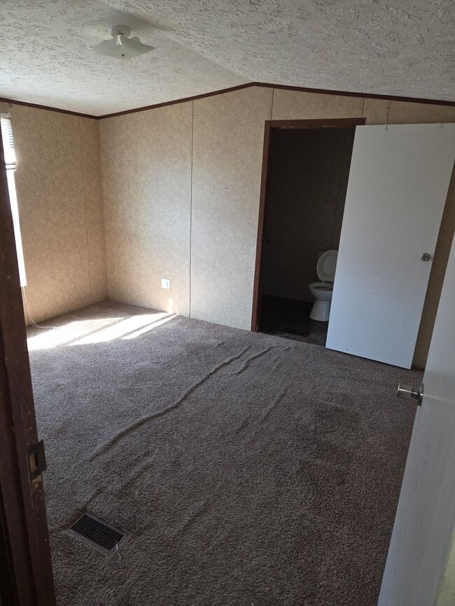 Building Photo - 1118 Melvin Dupuis Rd