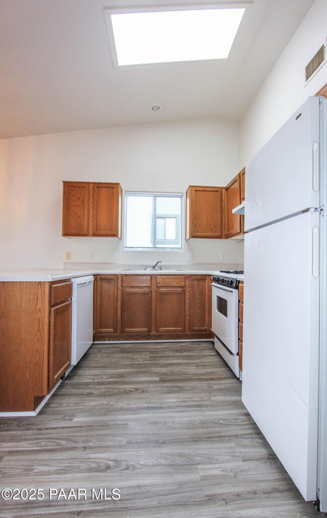 Building Photo - 7212 E Burro Ln