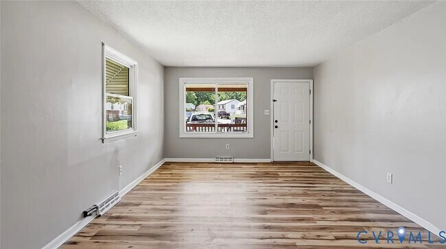 Building Photo - 1810 Owens Ct