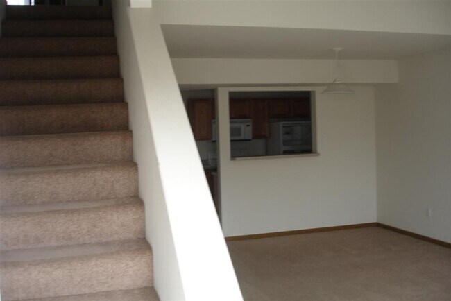 Building Photo - 5801 Canaveral Dr