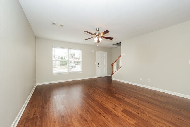 Building Photo - 146 Howard Woody Dr