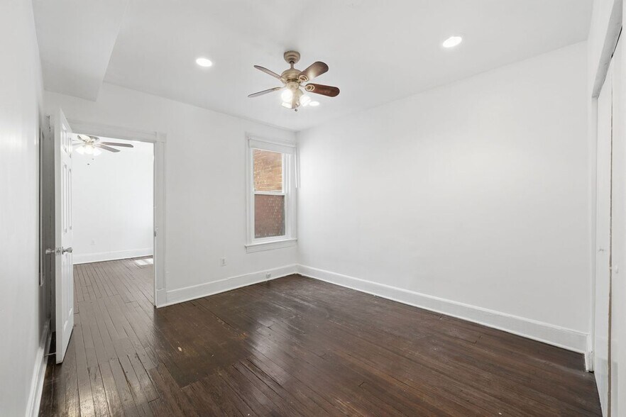Building Photo - 2711 11th St NW