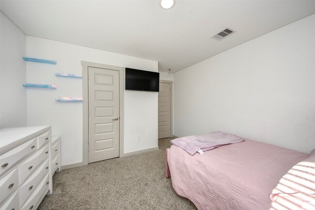 Building Photo - 28938 Yukon River Ct