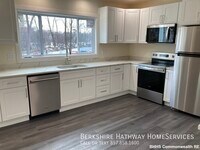 Building Photo - 38 Park Ave