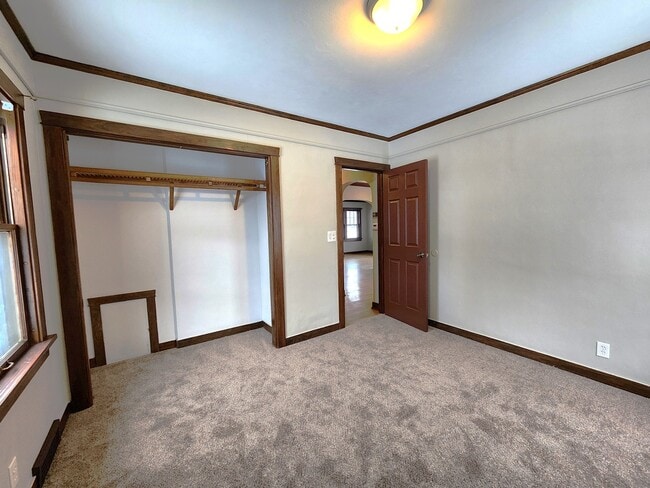 Building Photo - 365 Vandalia St