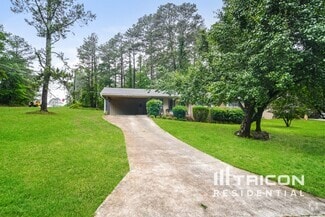 Building Photo - 102 Springwood Valley Rd