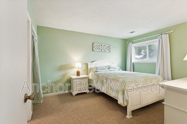 Building Photo - 5608A Atlantic Ave