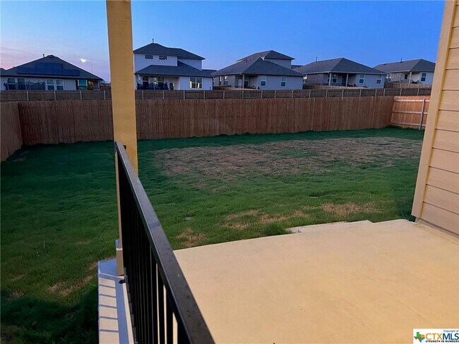 Building Photo - 154 Solitude Dr