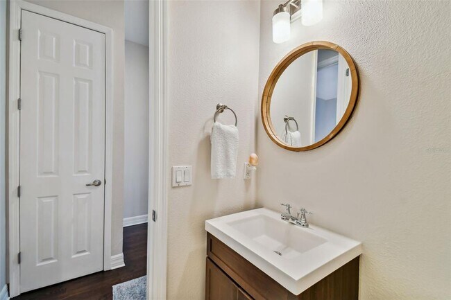 Building Photo - 1001 EDISON PARK Ct