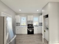 Building Photo - 46 Hayward Ave