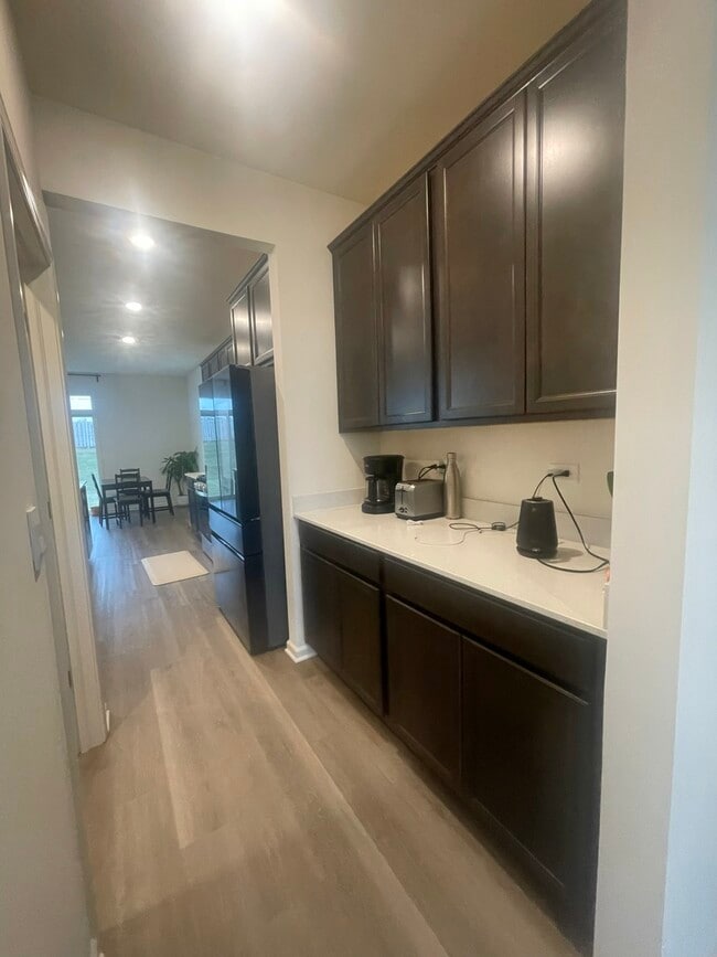 Building Photo - 1347 Tiger Lily Dr