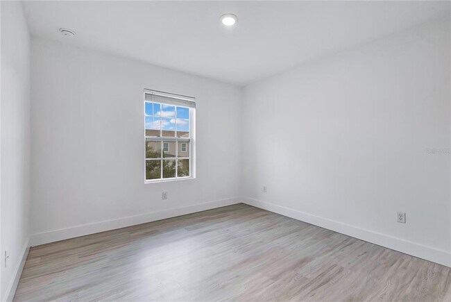 Building Photo - 12435 Bowes Branch Rd