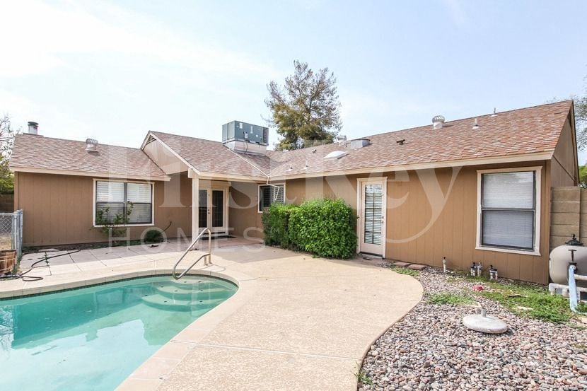 Building Photo - 5205 W Aster Dr