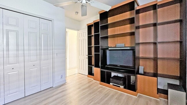 Building Photo - Elegant 4-Bedroom Home in Turtle Creek with Resort-Style Pool