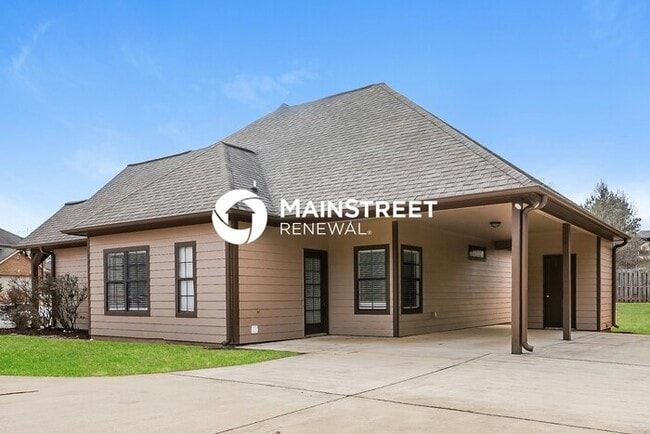 Building Photo - 3 Bedroom Pet-Friendly Home in CHELSEA, AL with Main Street Renewal