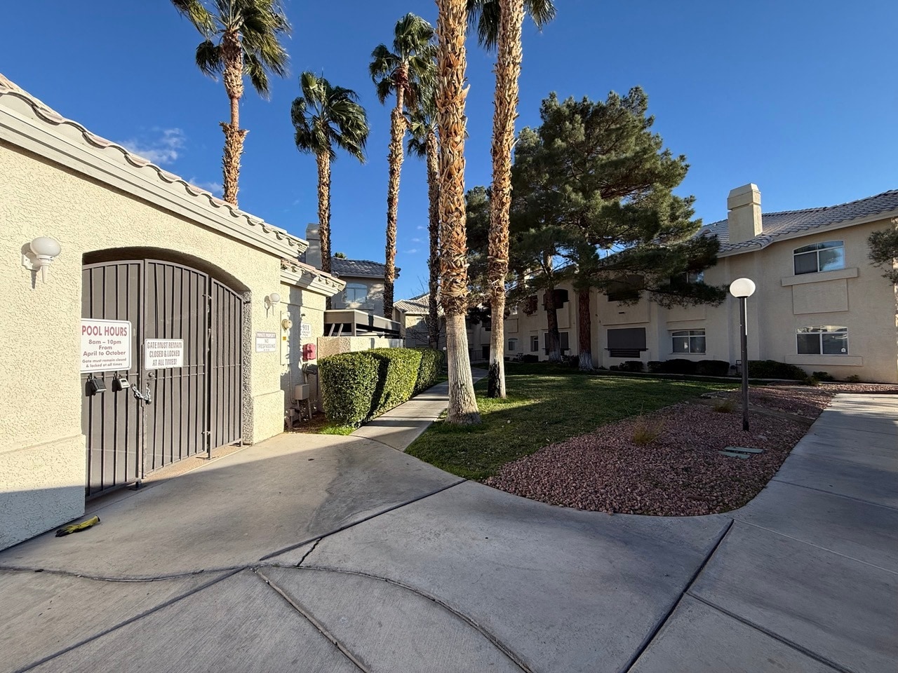 Building Photo - 3320 S Fort Apache Rd