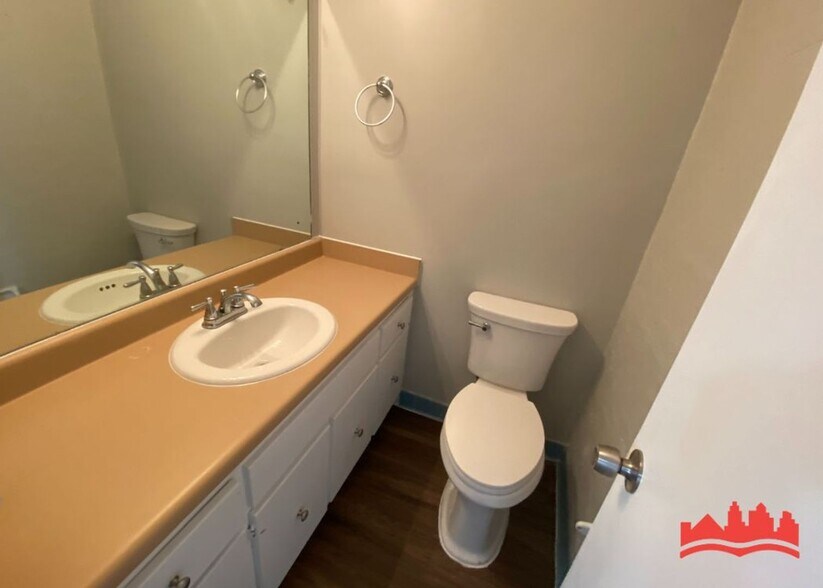 Building Photo - 3834 Cedar Path Dr
