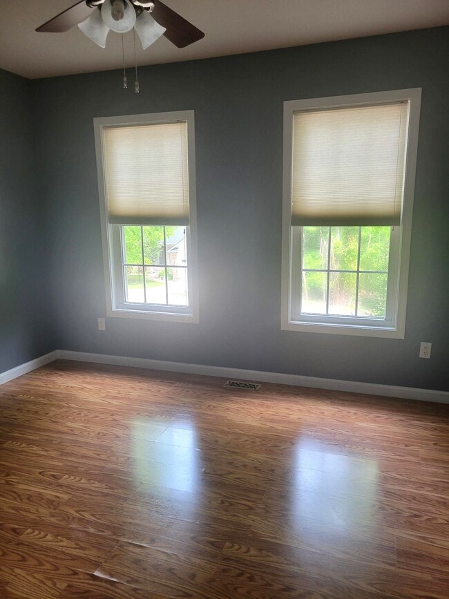 Building Photo - 11 Milnor Cir